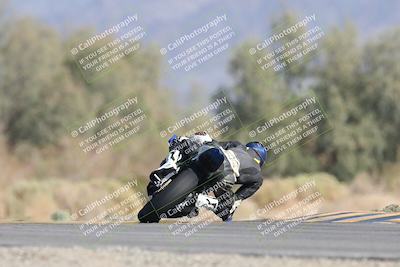 media/Oct-04-2025-CVMA (Sat) [[408bcdd6e4]]/Race 13-Amateur Supersport Open/